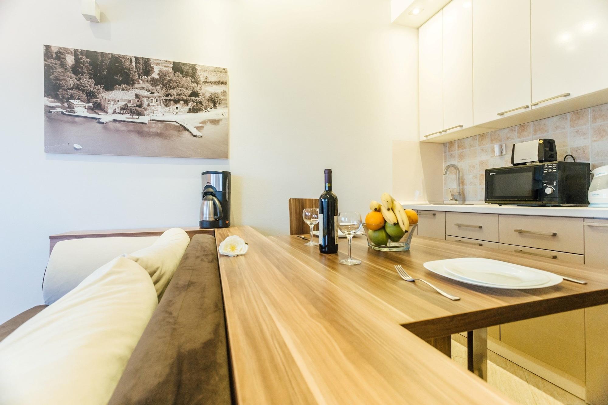 Apartments Monet Tivat Exterior foto