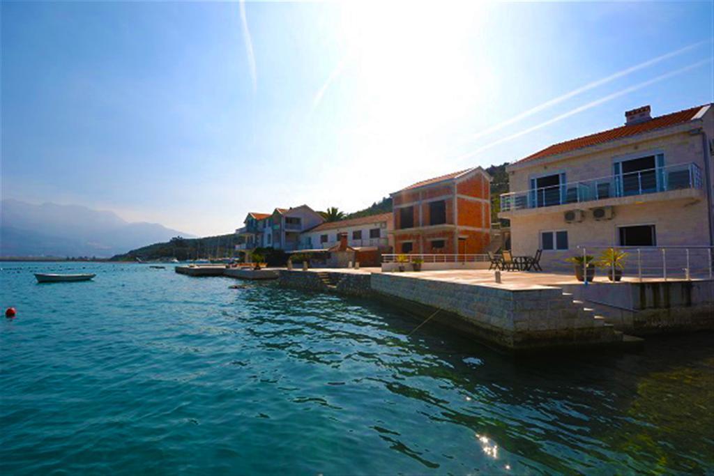 Apartments Monet Tivat Exterior foto